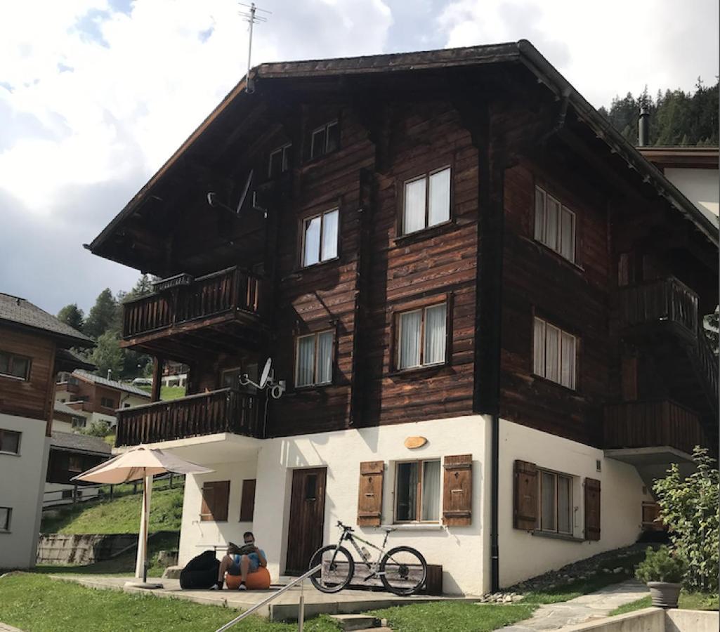 Ferienwohnung Im Chalet Boubou Wiler Екстериор снимка